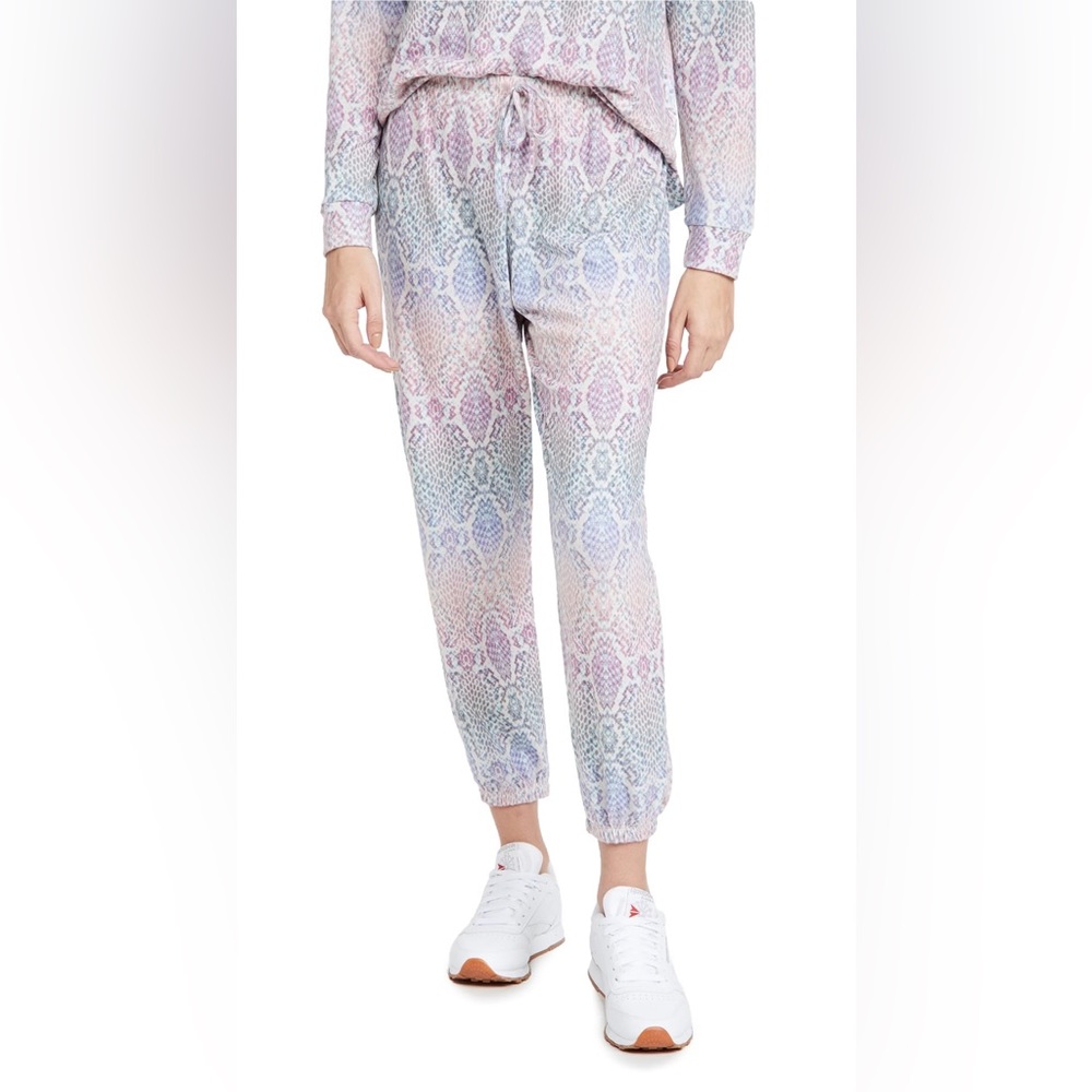 Onzie Weekend Sweat Pants